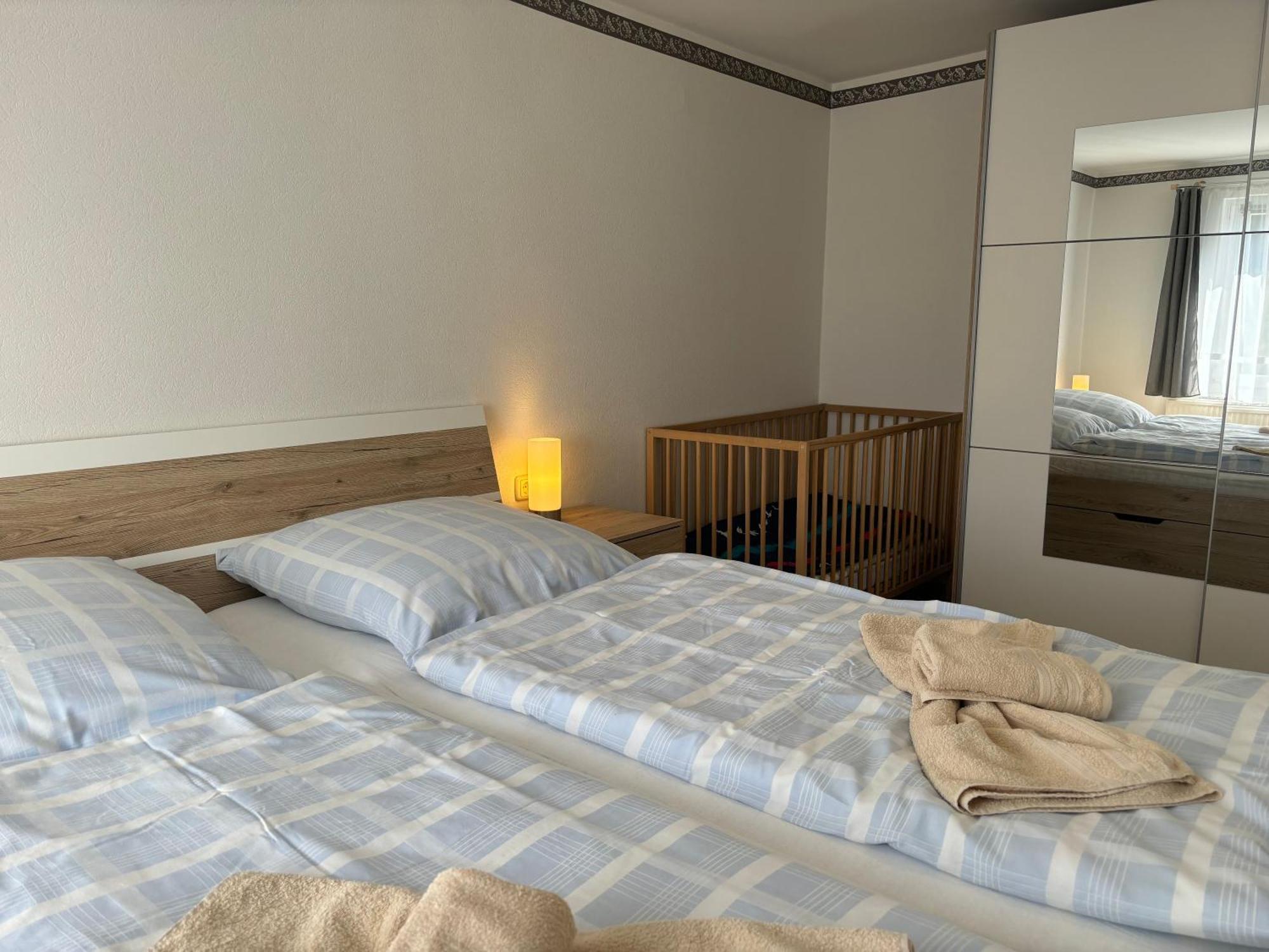 2 Ferienzimmer Inkl Fr & 1 Bungalow, Wlan, Garten, Grill Цинновіц Екстер'єр фото
