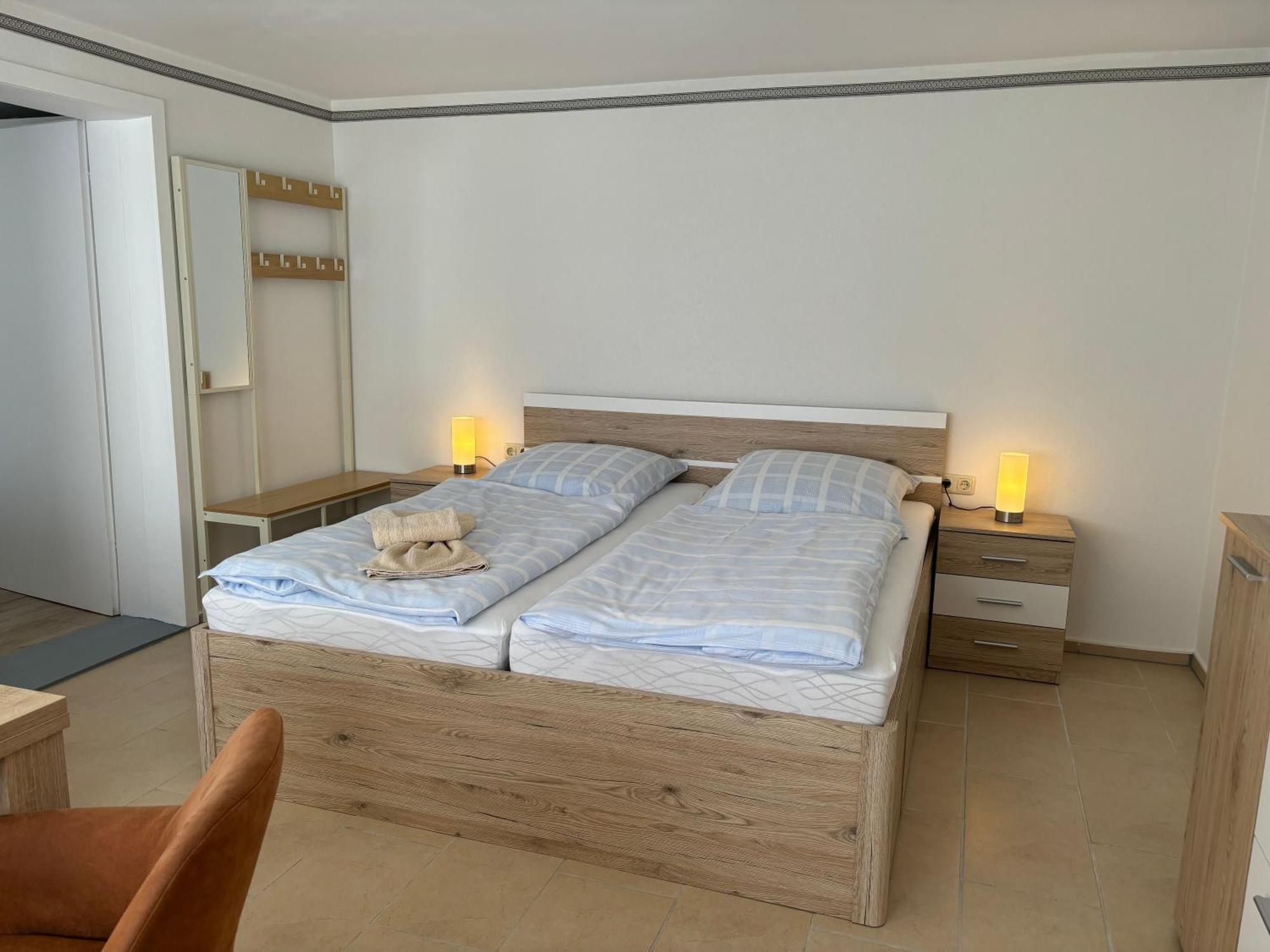 2 Ferienzimmer Inkl Fr & 1 Bungalow, Wlan, Garten, Grill Цинновіц Екстер'єр фото